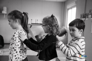 lajoieenmain-massage-atelierparentenfant-sejourbienetre-marmande-MISP-930x620